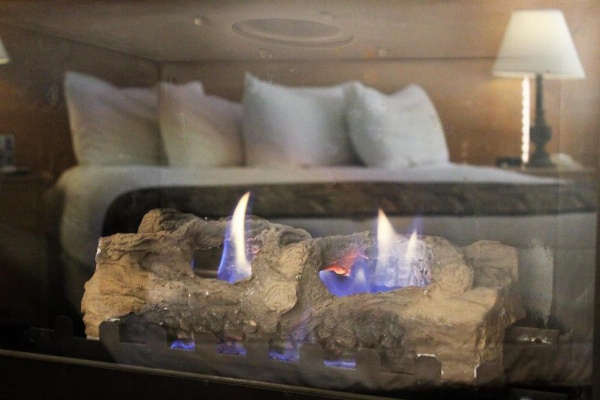 Big Pines Mountain House image 45